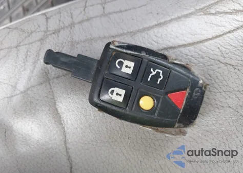 2005 Volvo S40 2.4I from USA, damaged, VIN YV1MS382452091623